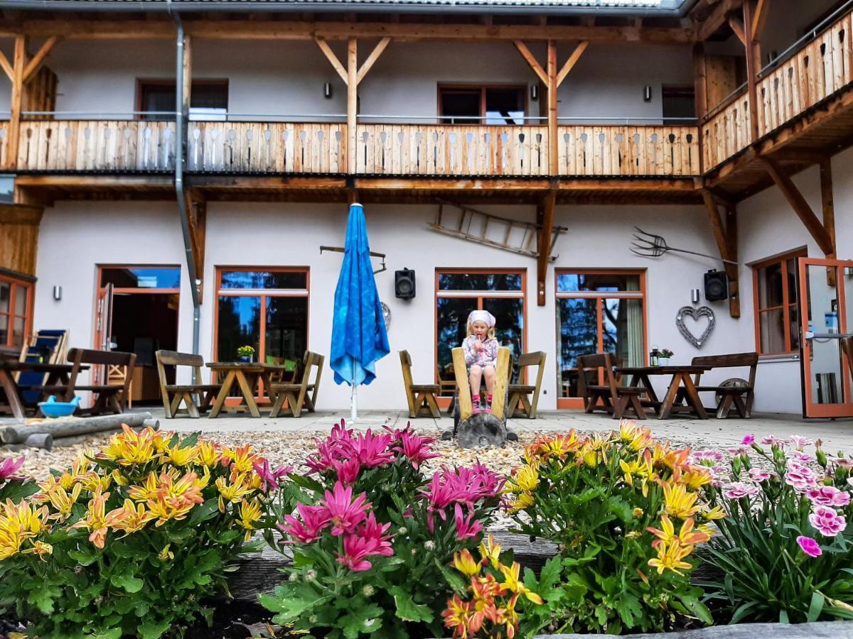 Jufa Hotel Hochrindl Extérieur photo