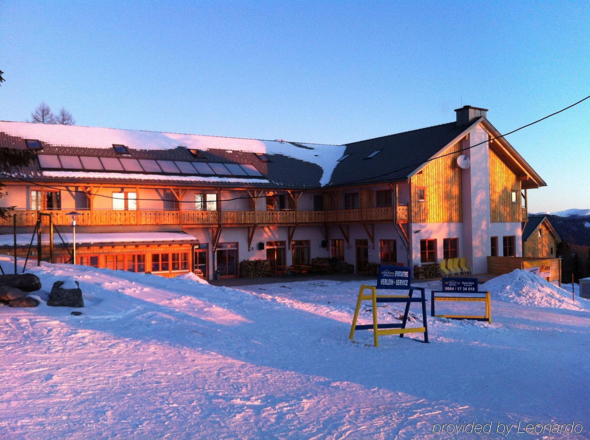 Jufa Hotel Hochrindl Extérieur photo