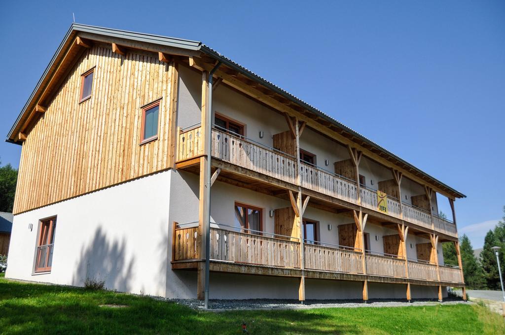 Jufa Hotel Hochrindl Extérieur photo