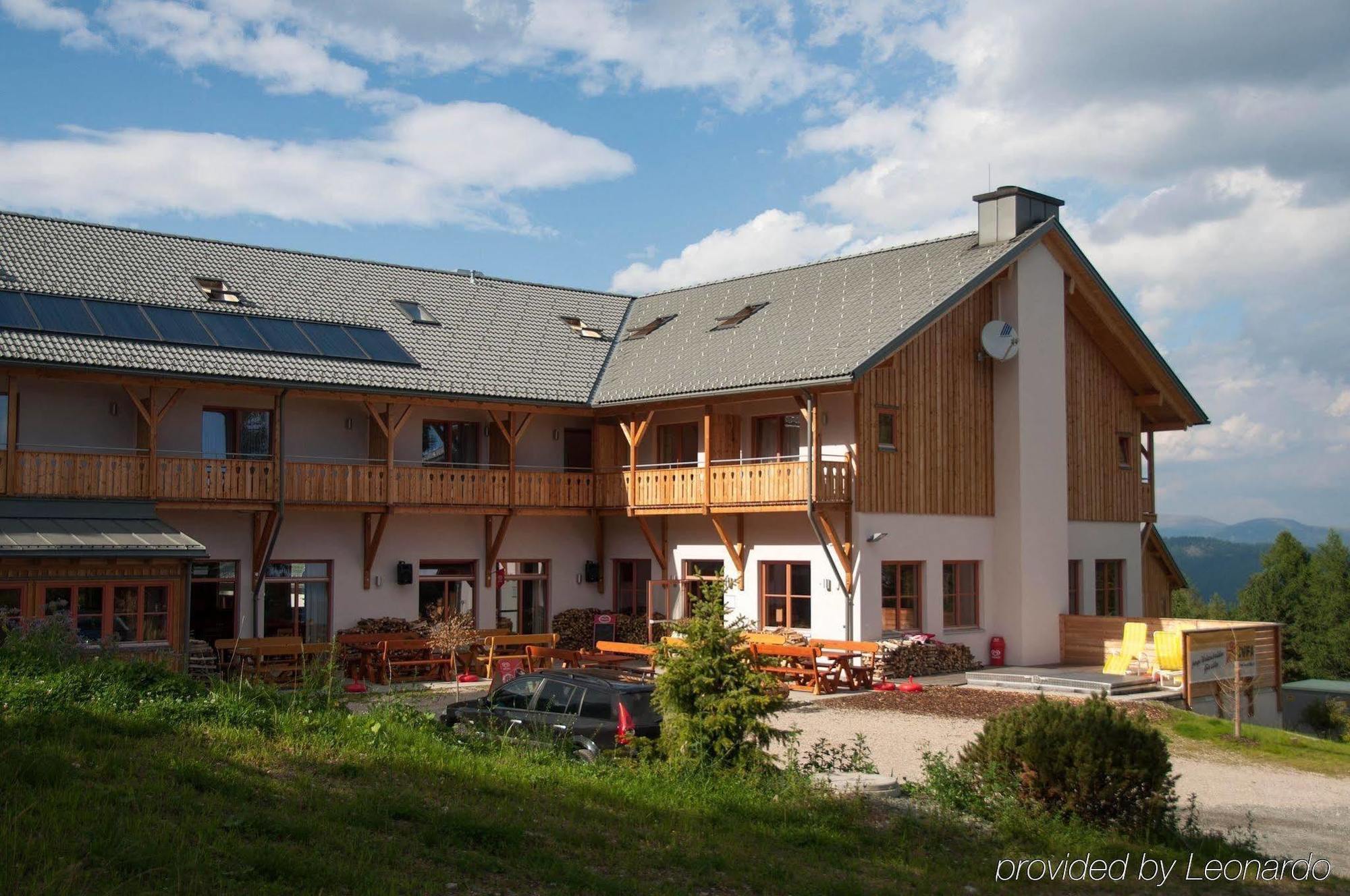 Jufa Hotel Hochrindl Extérieur photo